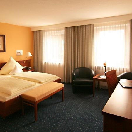 Hotel St. Georg Ratisbona Esterno foto