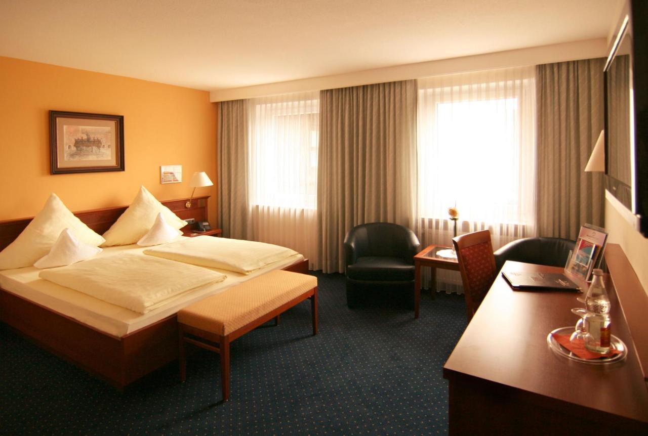 Hotel St. Georg Ratisbona Esterno foto