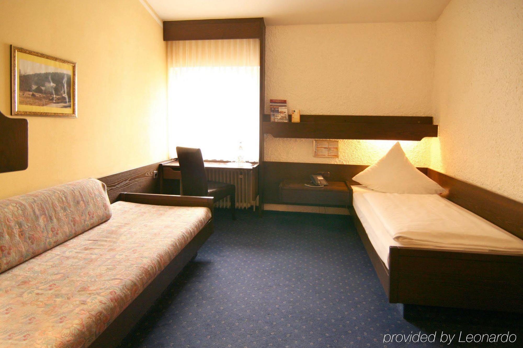 Hotel St. Georg Ratisbona Esterno foto